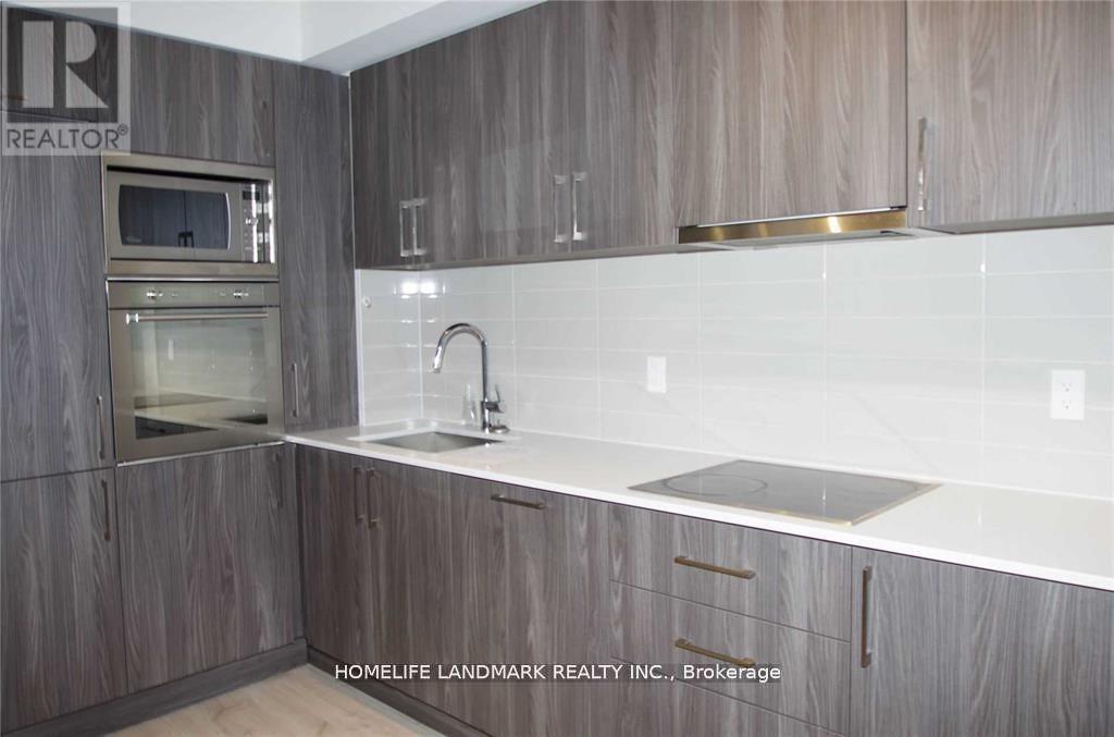 1113 - 27 Bathurst Street Property Photo 11