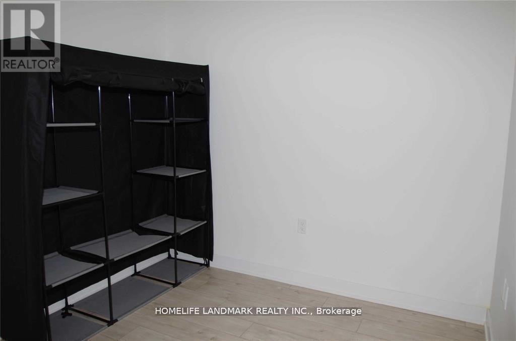 1113 - 27 Bathurst Street Property Photo 20