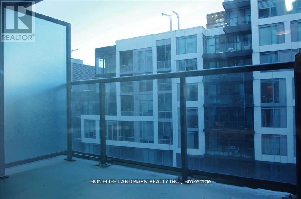 1113 - 27 Bathurst Street Property Photo 22