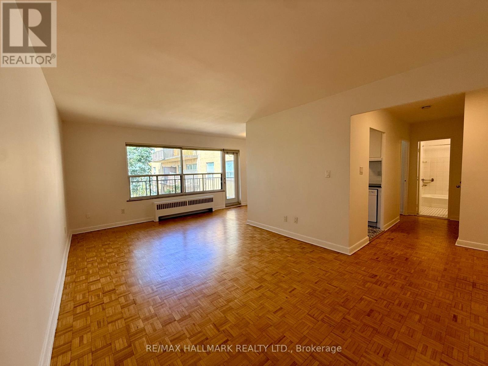 301 - 30 Upper Canada Drive Property Photo 2