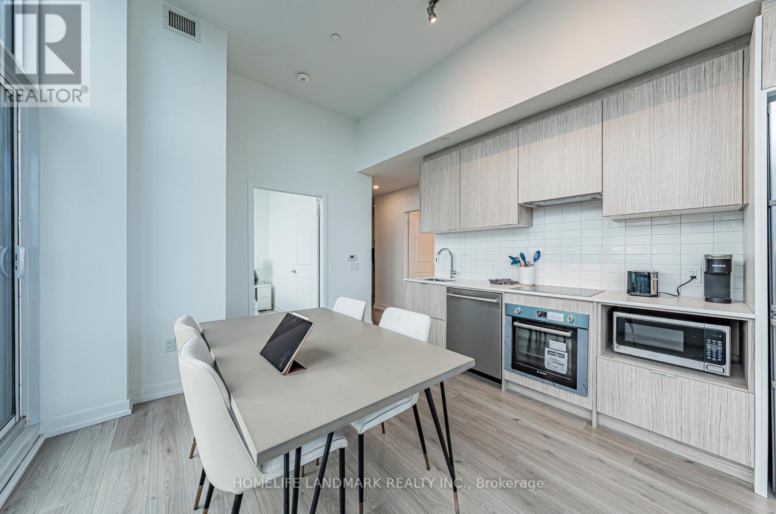 5502 - 395 Bloor Street E Property Photo 15