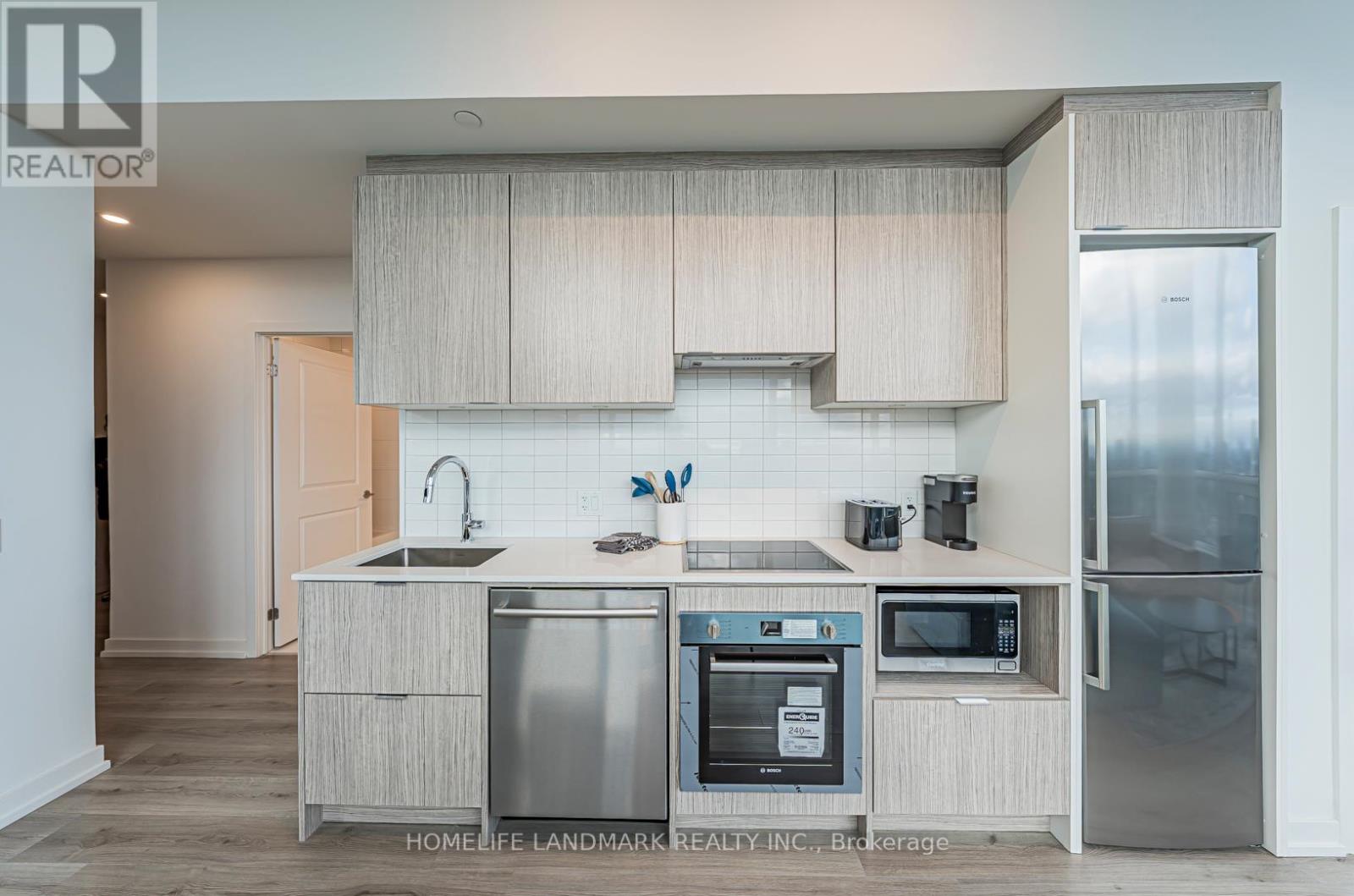 5502 - 395 Bloor Street E Property Photo 16