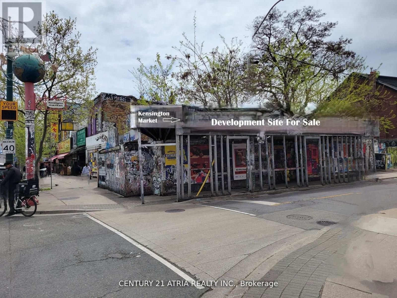 374 Spadina Avenue Property Photo 4
