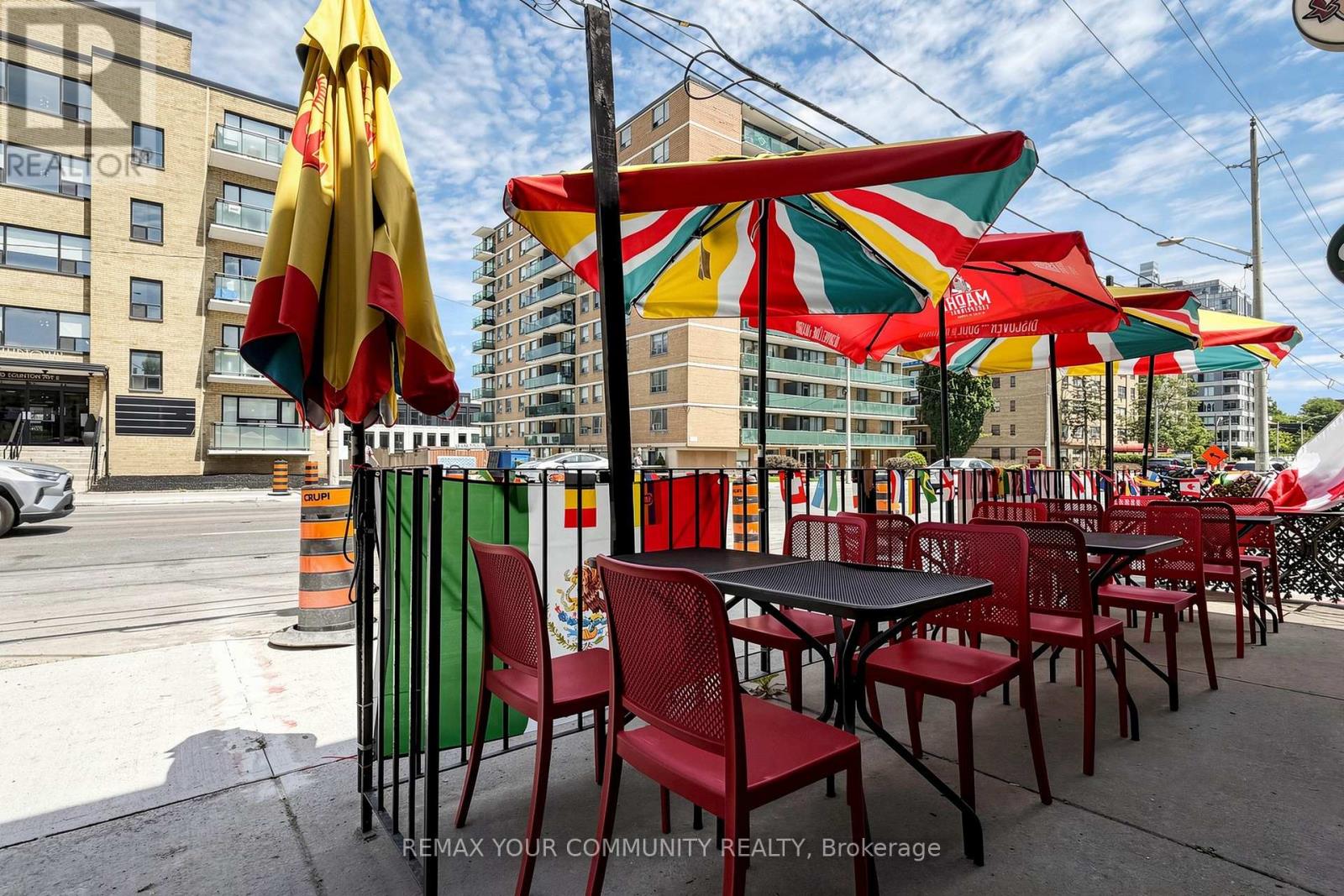 383 Eglinton Avenue E Property Photo 6