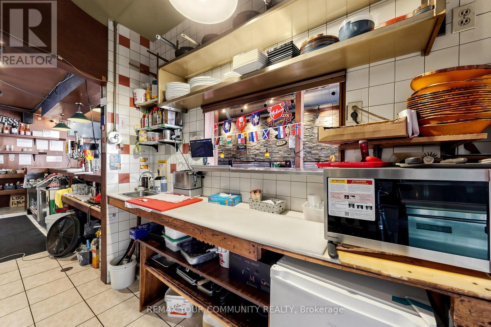 383 Eglinton Avenue E Property Photo 34