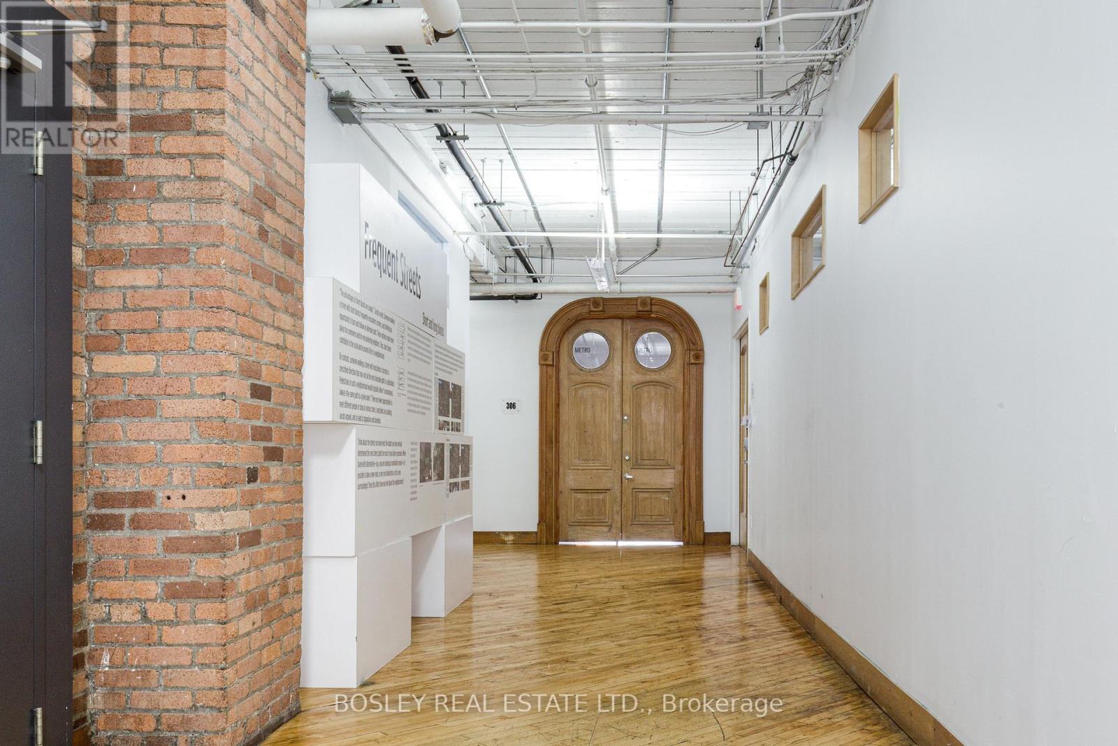 208 - 401 Richmond Street W Property Photo 19