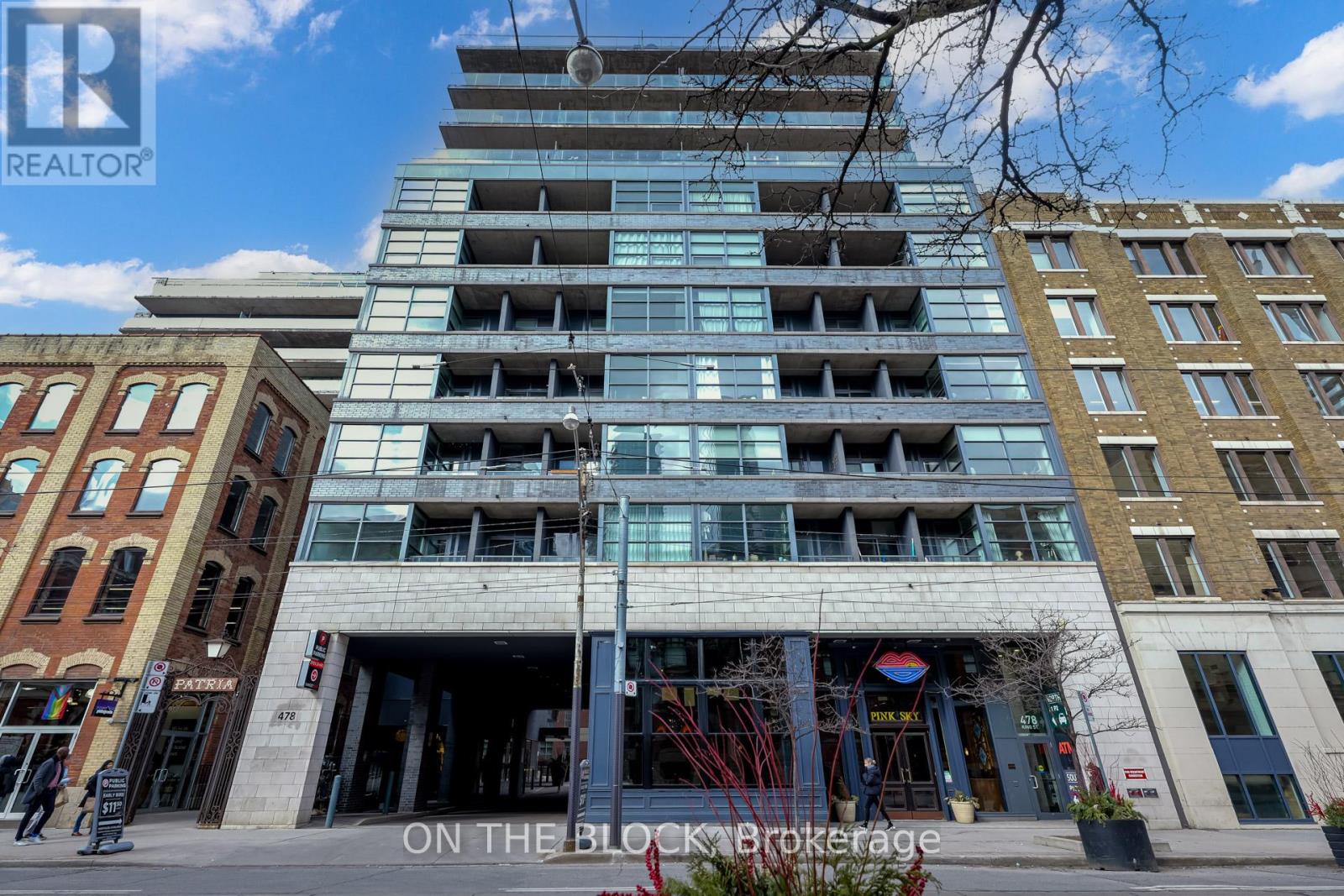 616 - 478 King Street W Property Photo 1