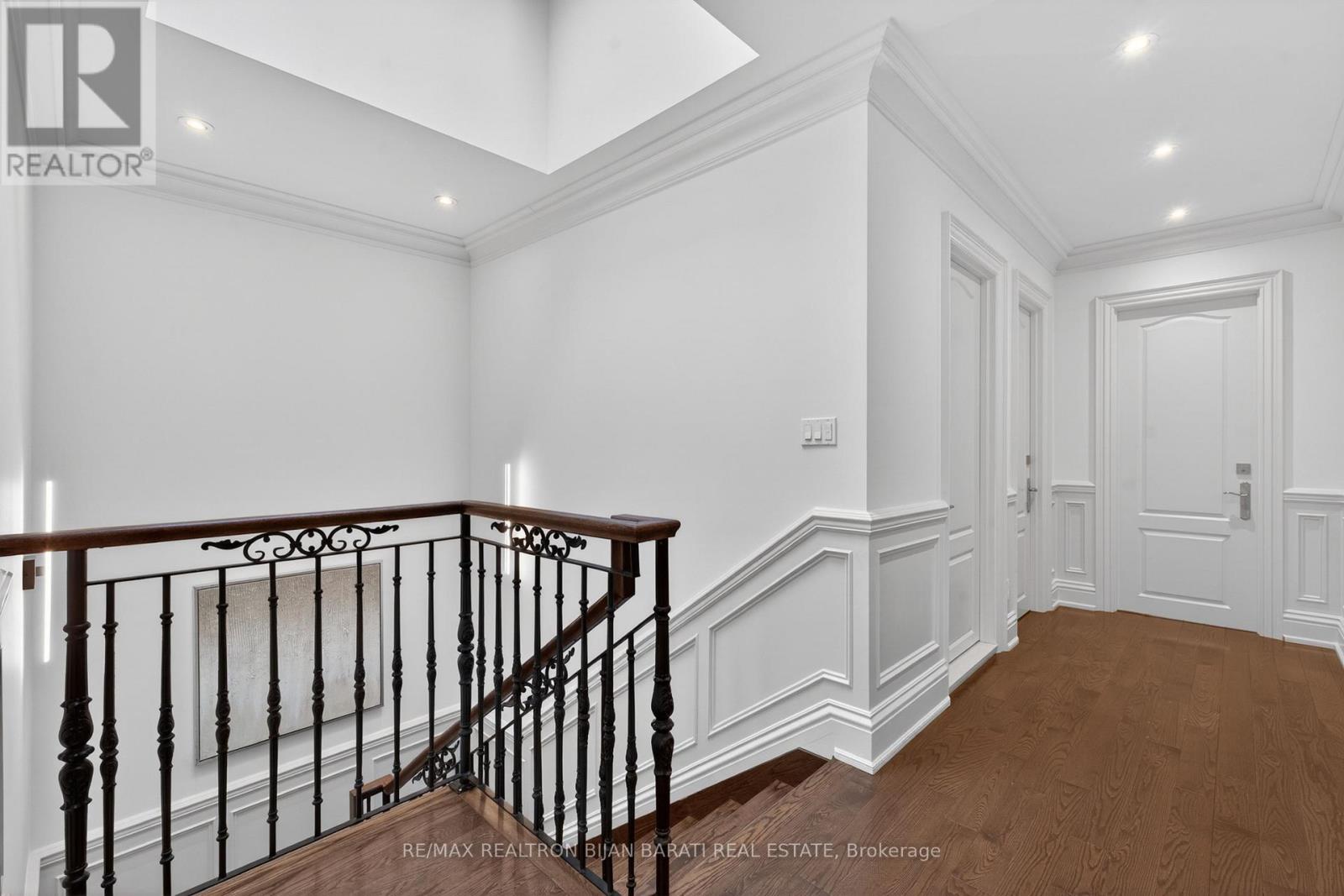 122 Holmes Avenue Property Photo 24