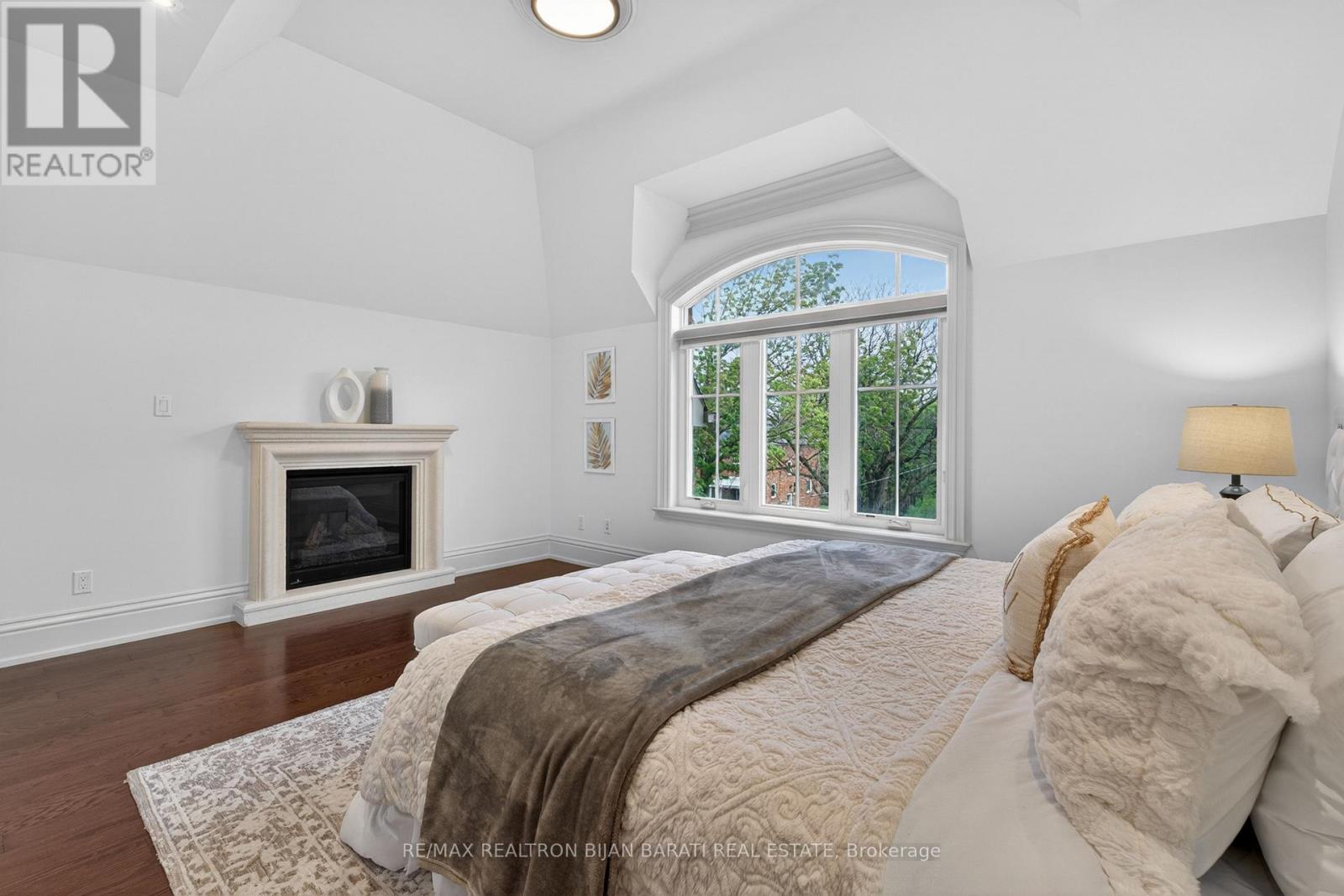 122 Holmes Avenue Property Photo 31
