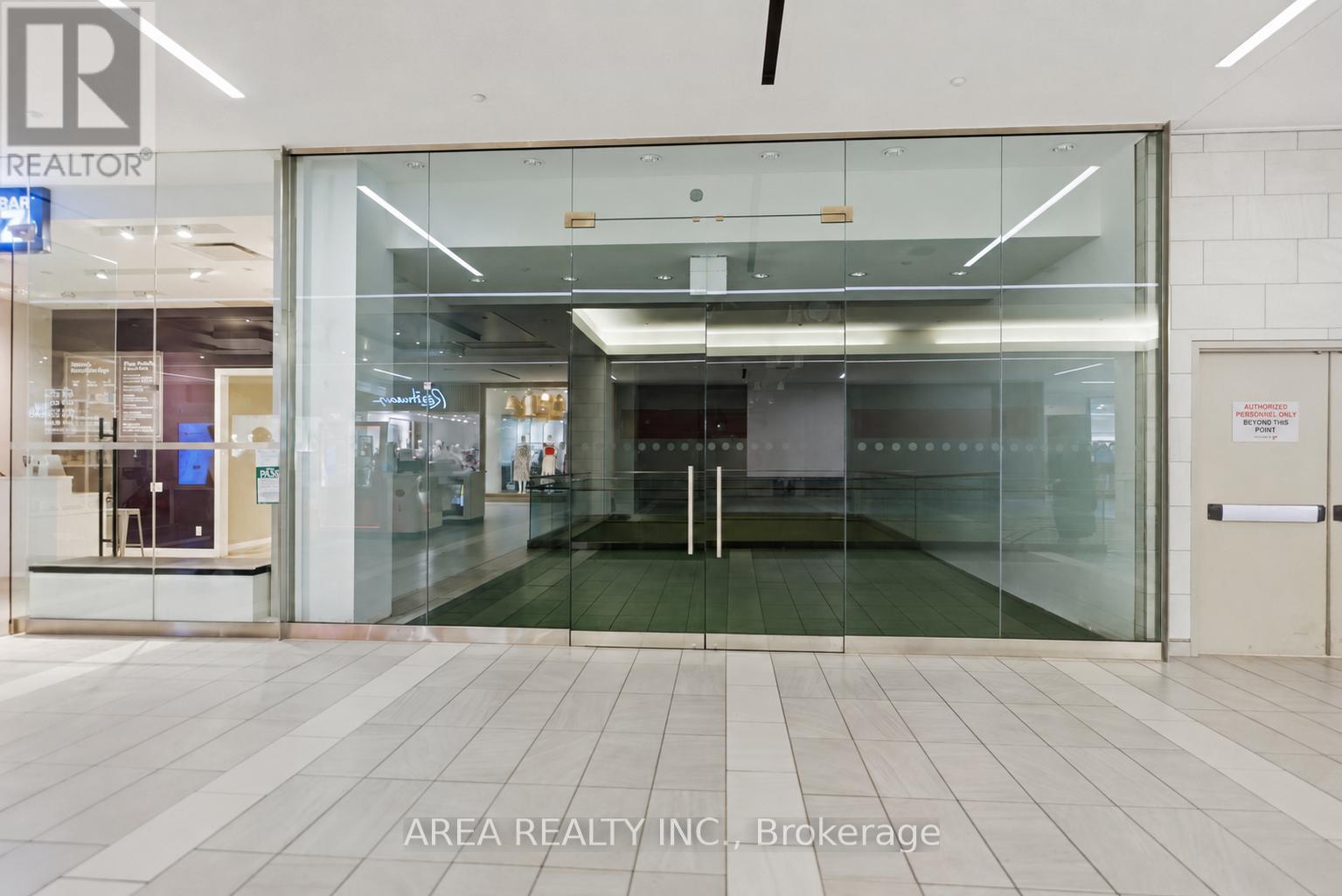 123 - 4841 Yonge Street Property Photo 2