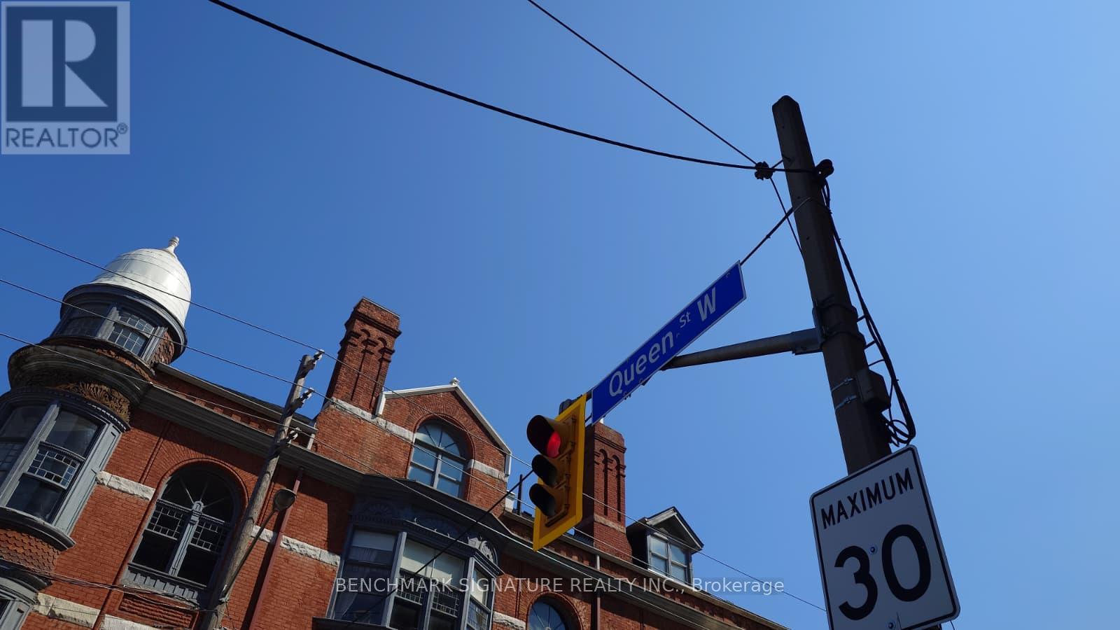 22 Dovercourt Road Property Photo 34