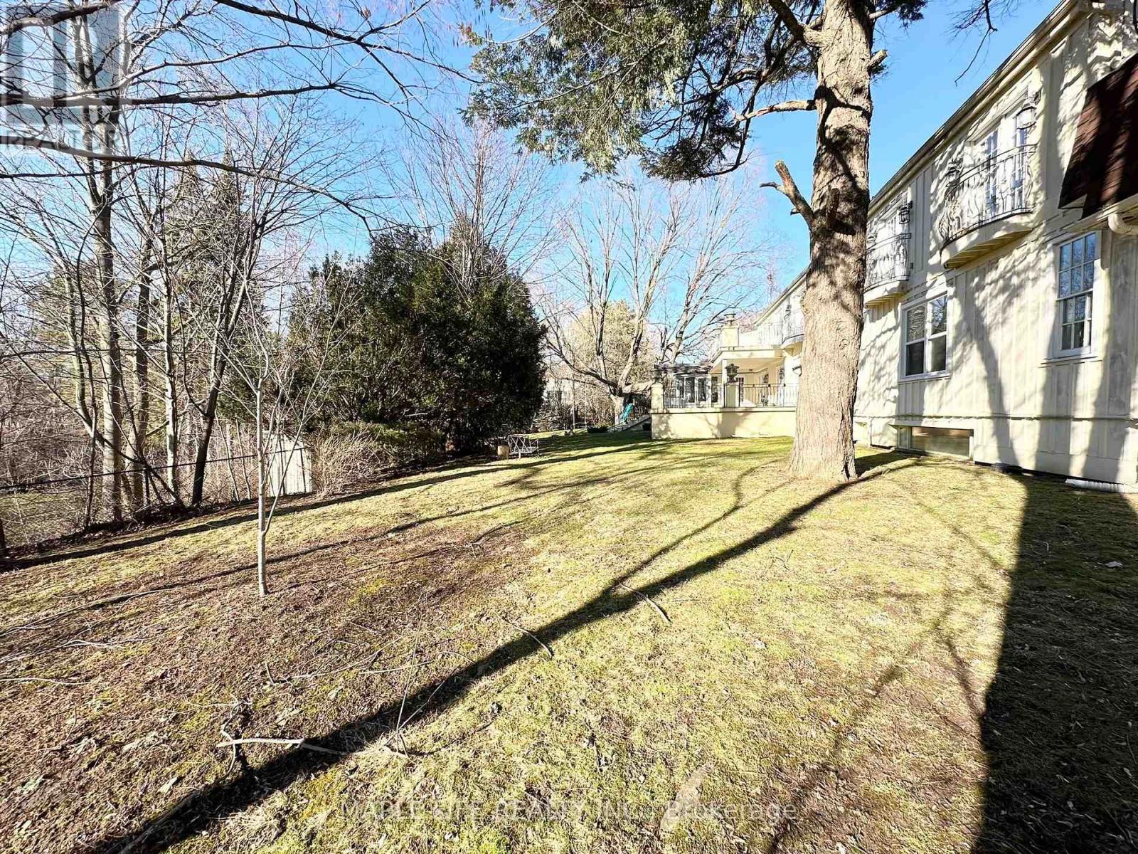 16 Brian Cliff Drive Property Photo 8