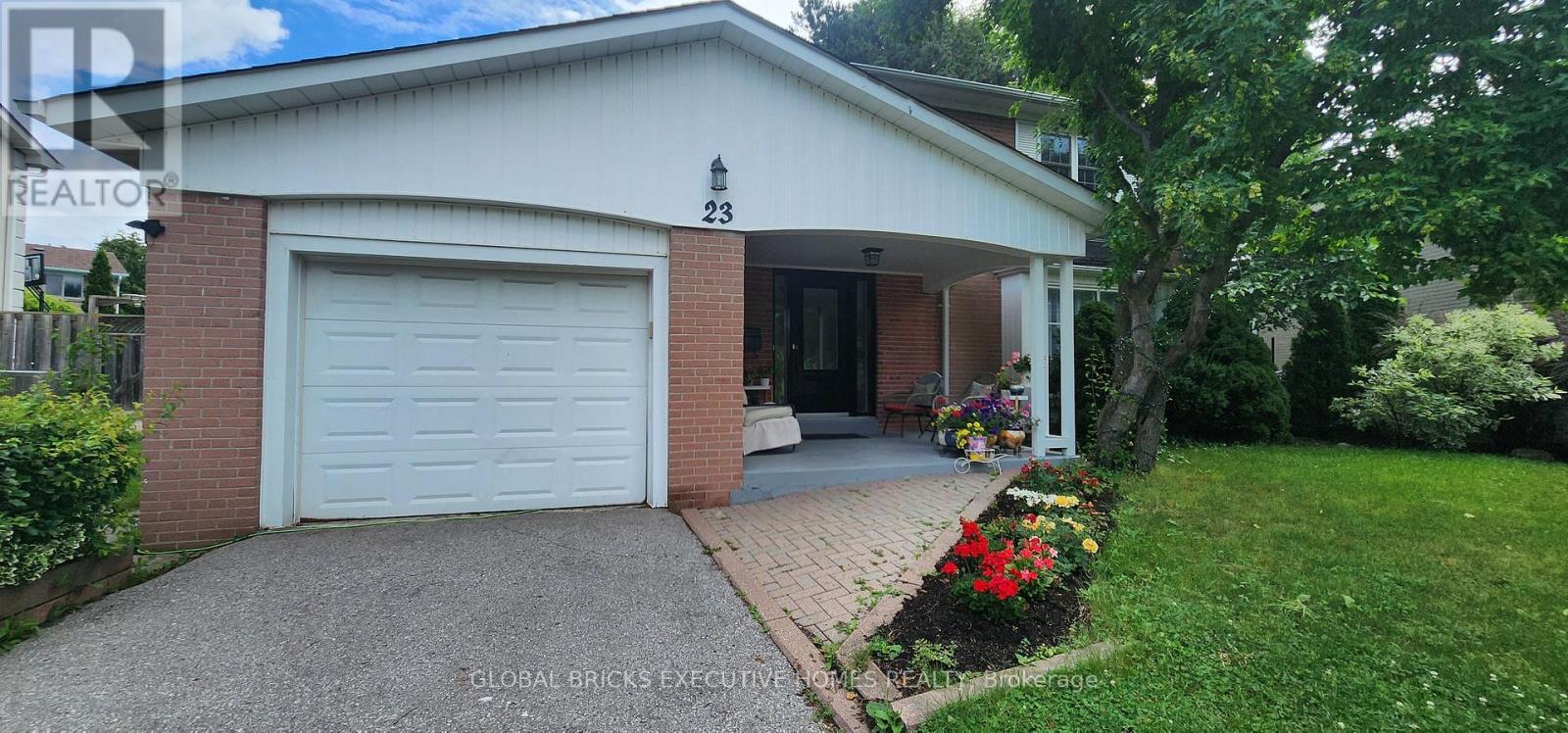 23 Whitefriars Drive Property Photo 2
