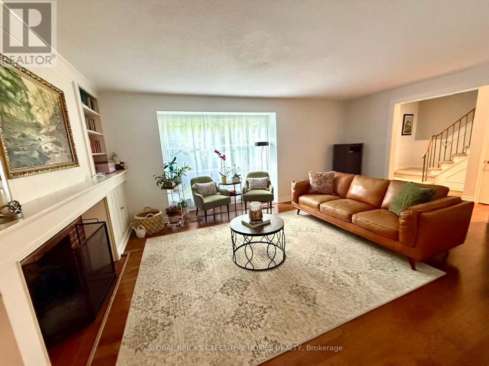 23 Whitefriars Drive Property Photo 9