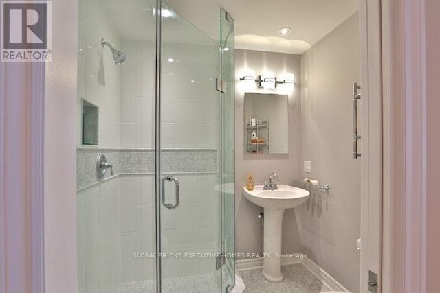 23 Whitefriars Drive Property Photo 16