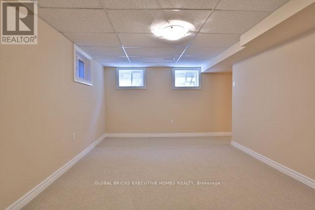 23 Whitefriars Drive Property Photo 21