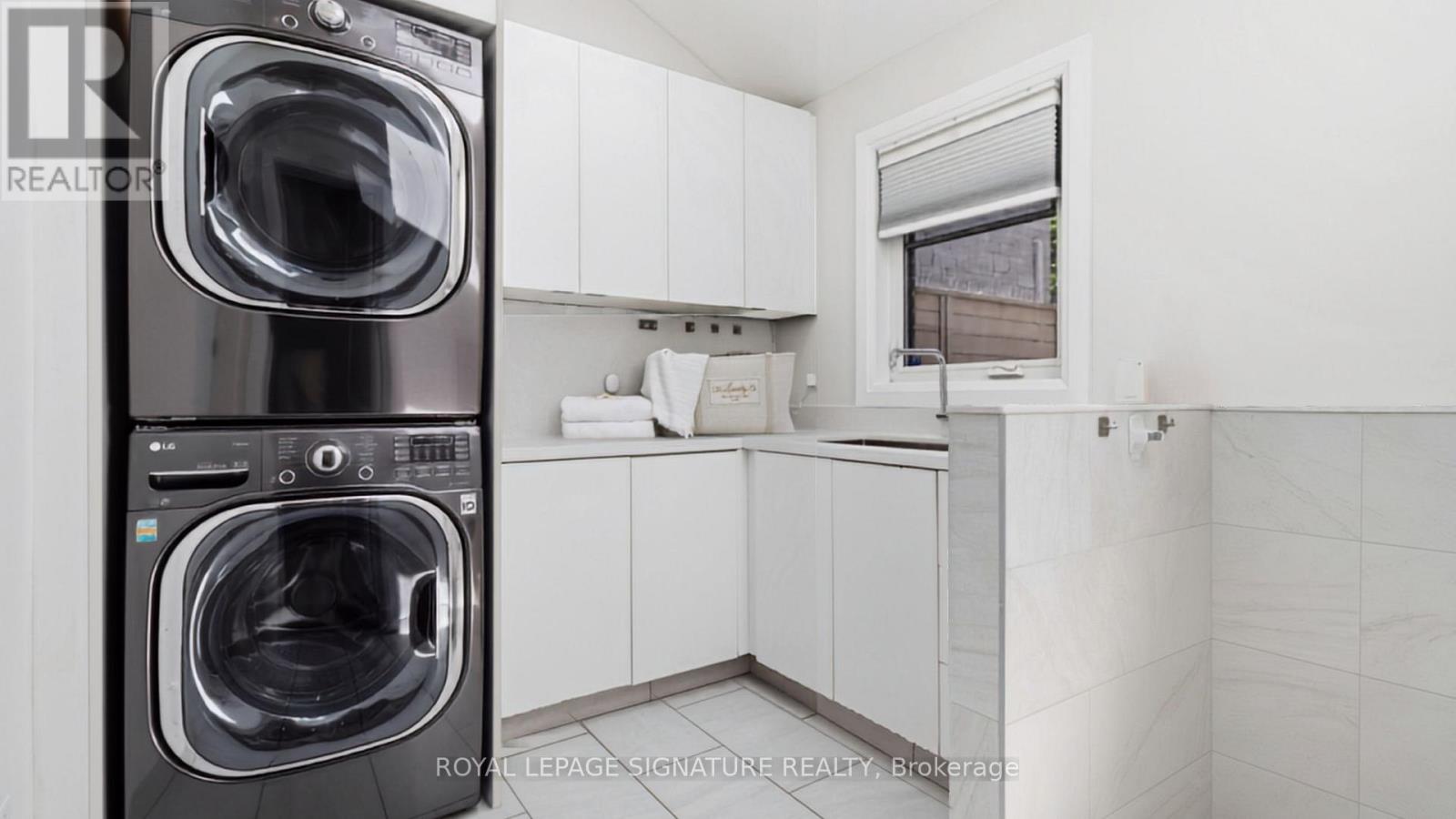 204 Richview Avenue Property Photo 39