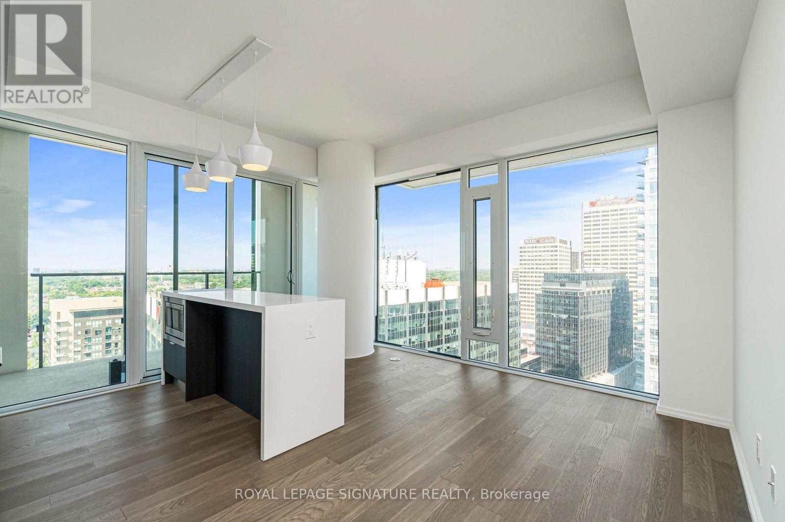 2811 - 5 Soudan Avenue Property Photo 3