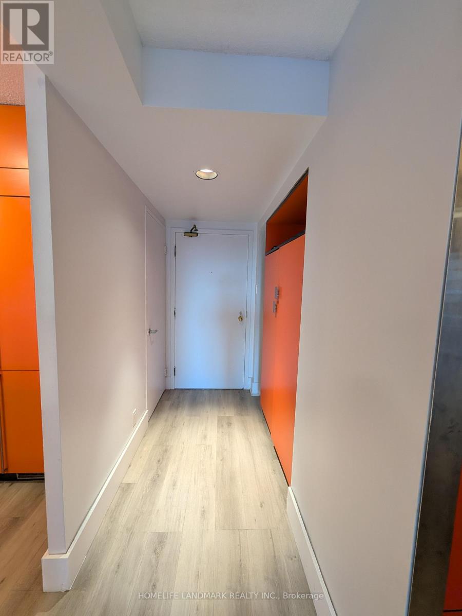 805 - 92 King Street E Property Photo 2