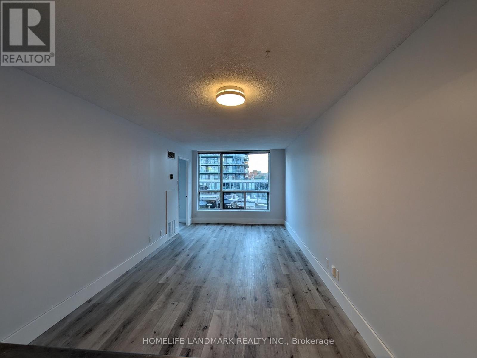 805 - 92 King Street E Property Photo 6