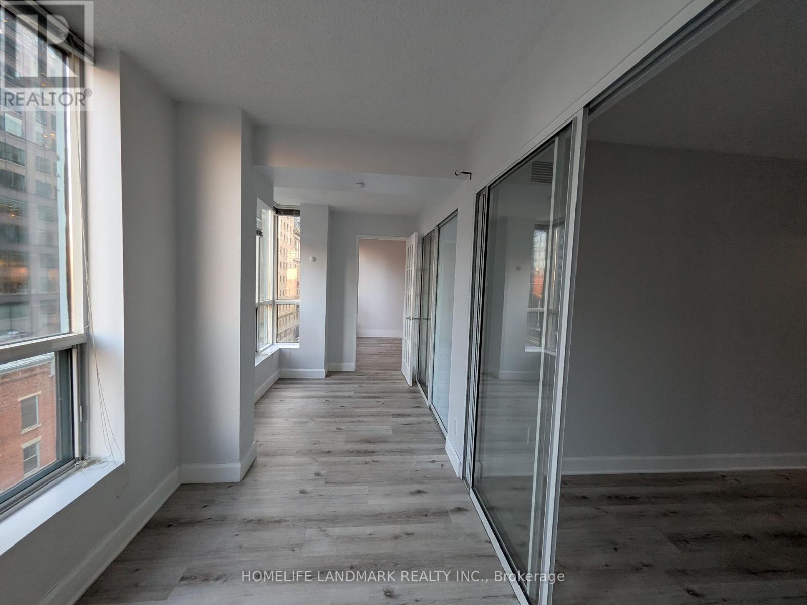 805 - 92 King Street E Property Photo 15