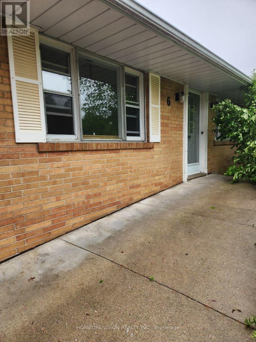 6 Brenham Crescent Property Photo 3
