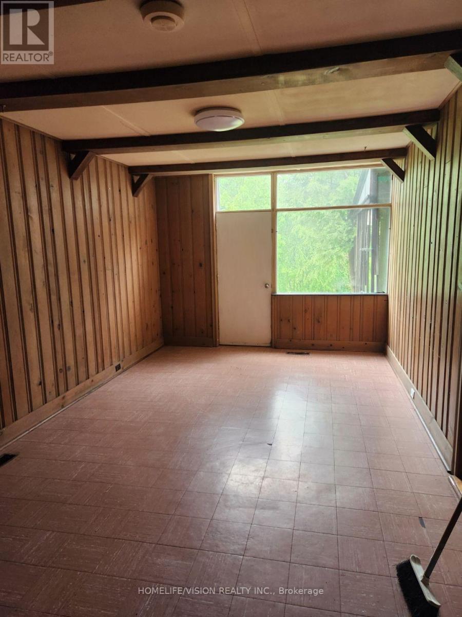 6 Brenham Crescent Property Photo 22