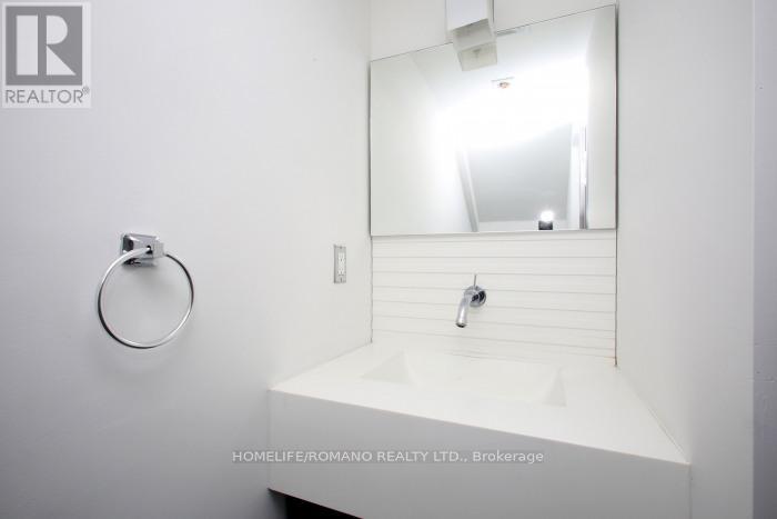 101 - 49 Stewart Street Property Photo 13
