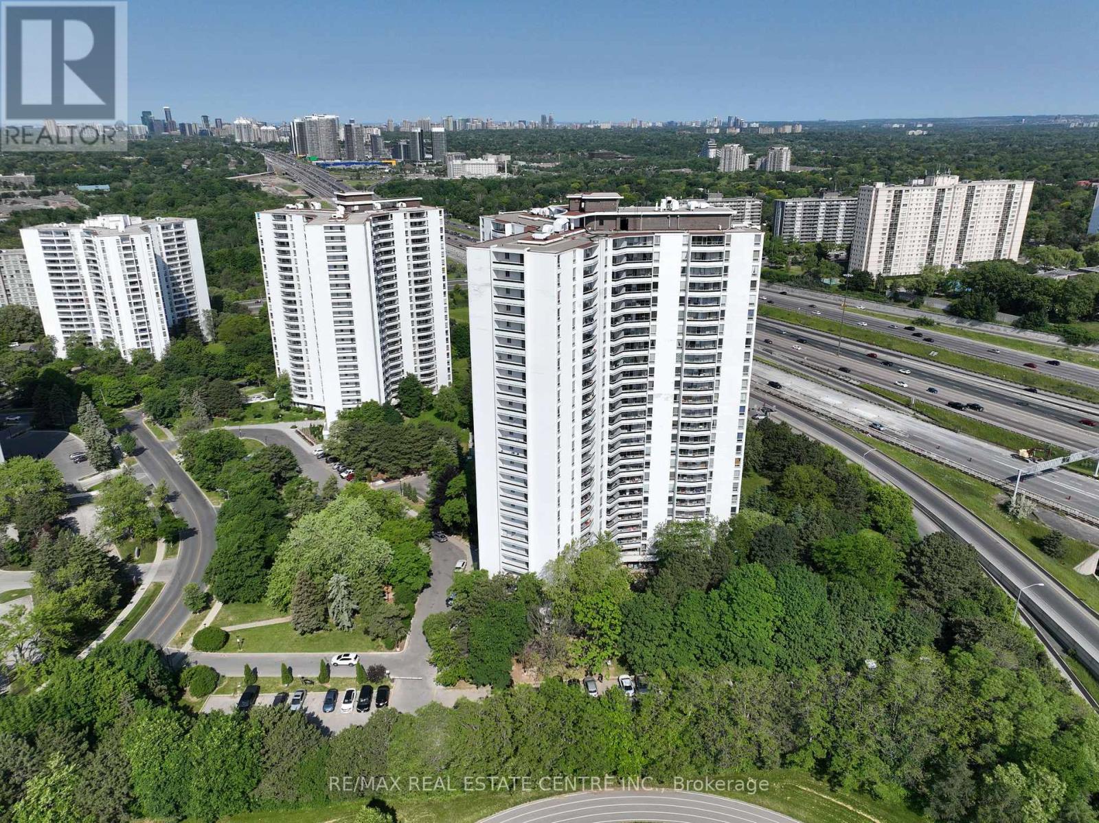 2410 - 100 Graydon Hall Drive Property Photo 1