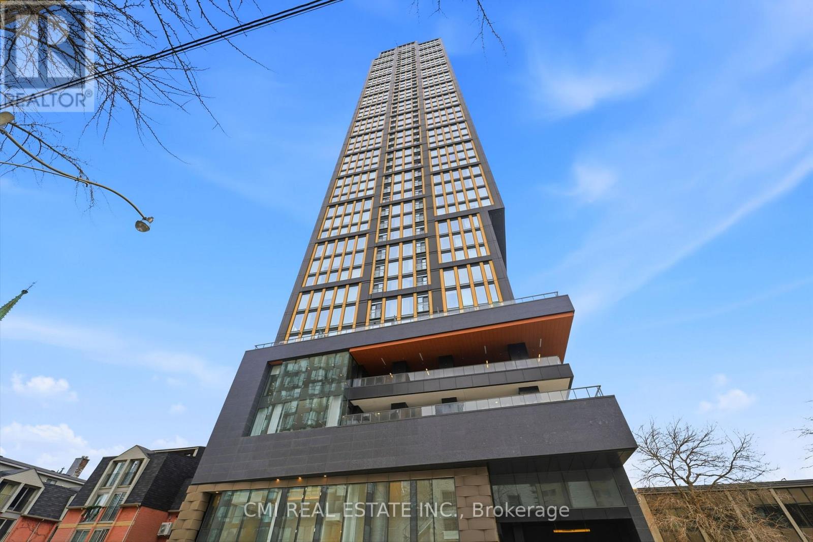 3207 - 319 Jarvis Street Property Photo 2