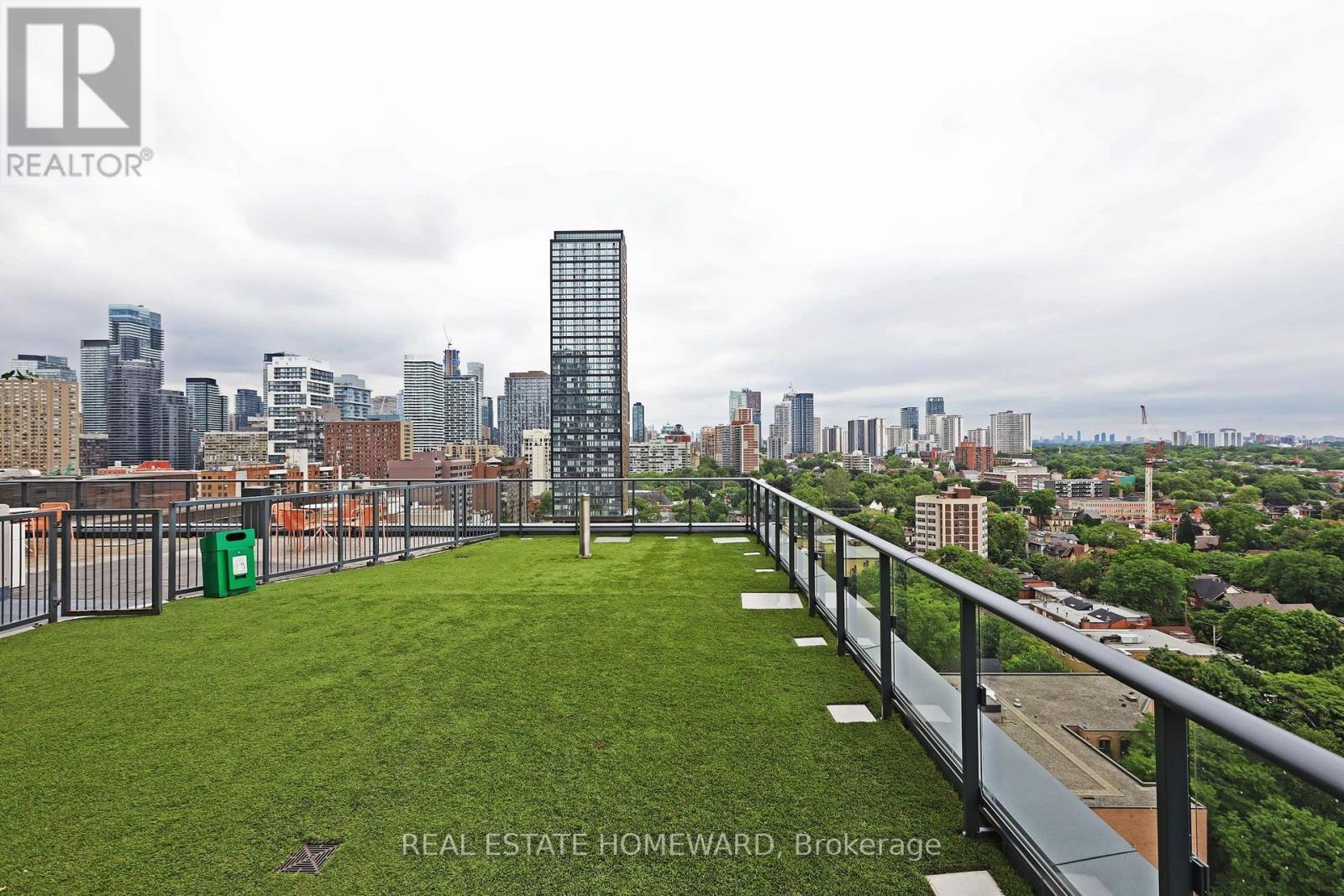 2006 - 251 Jarvis Street Property Photo 26