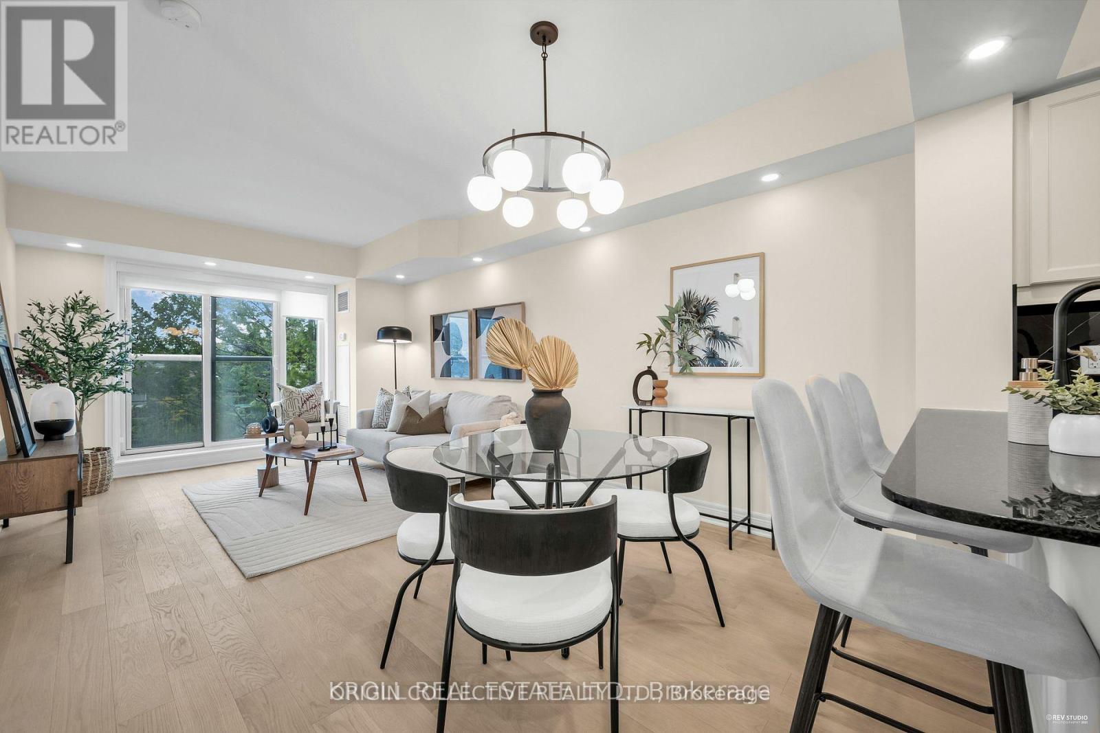 229 - 701 Sheppard Avenue W Property Photo 11
