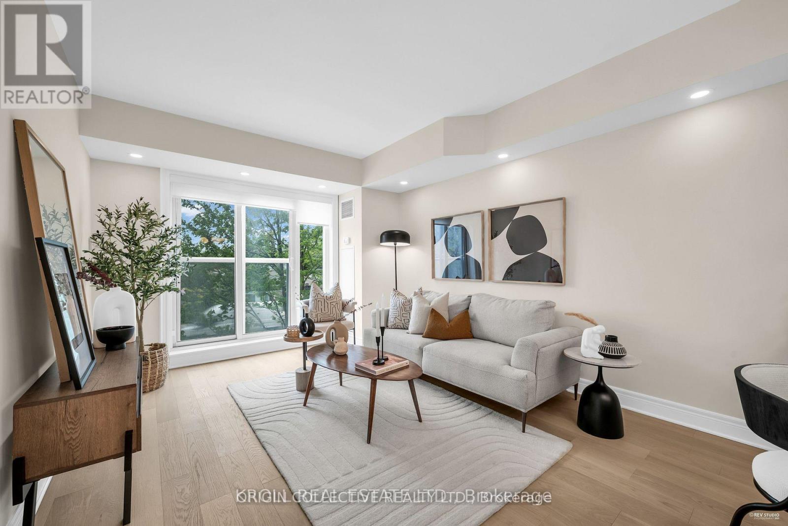 229 - 701 Sheppard Avenue W Property Photo 27