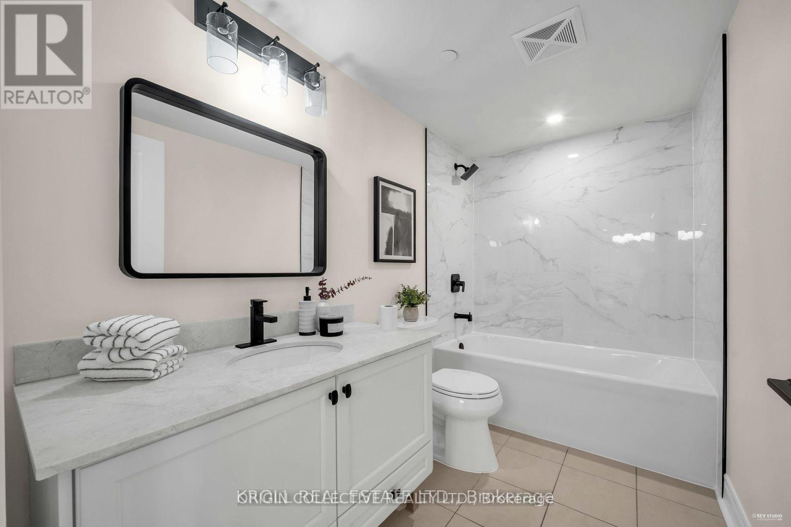 229 - 701 Sheppard Avenue W Property Photo 34