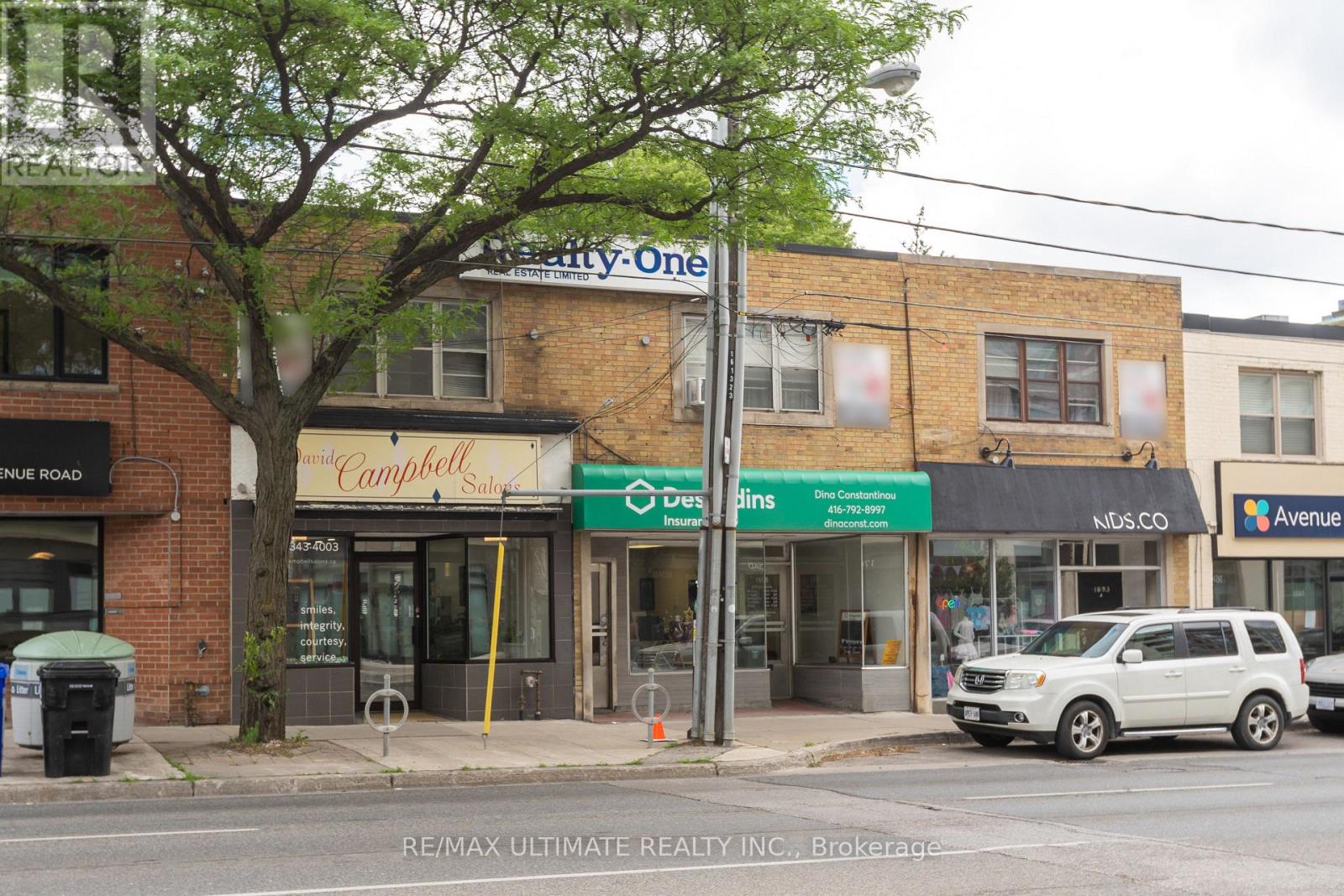 1693 Avenue Road Property Photo 2
