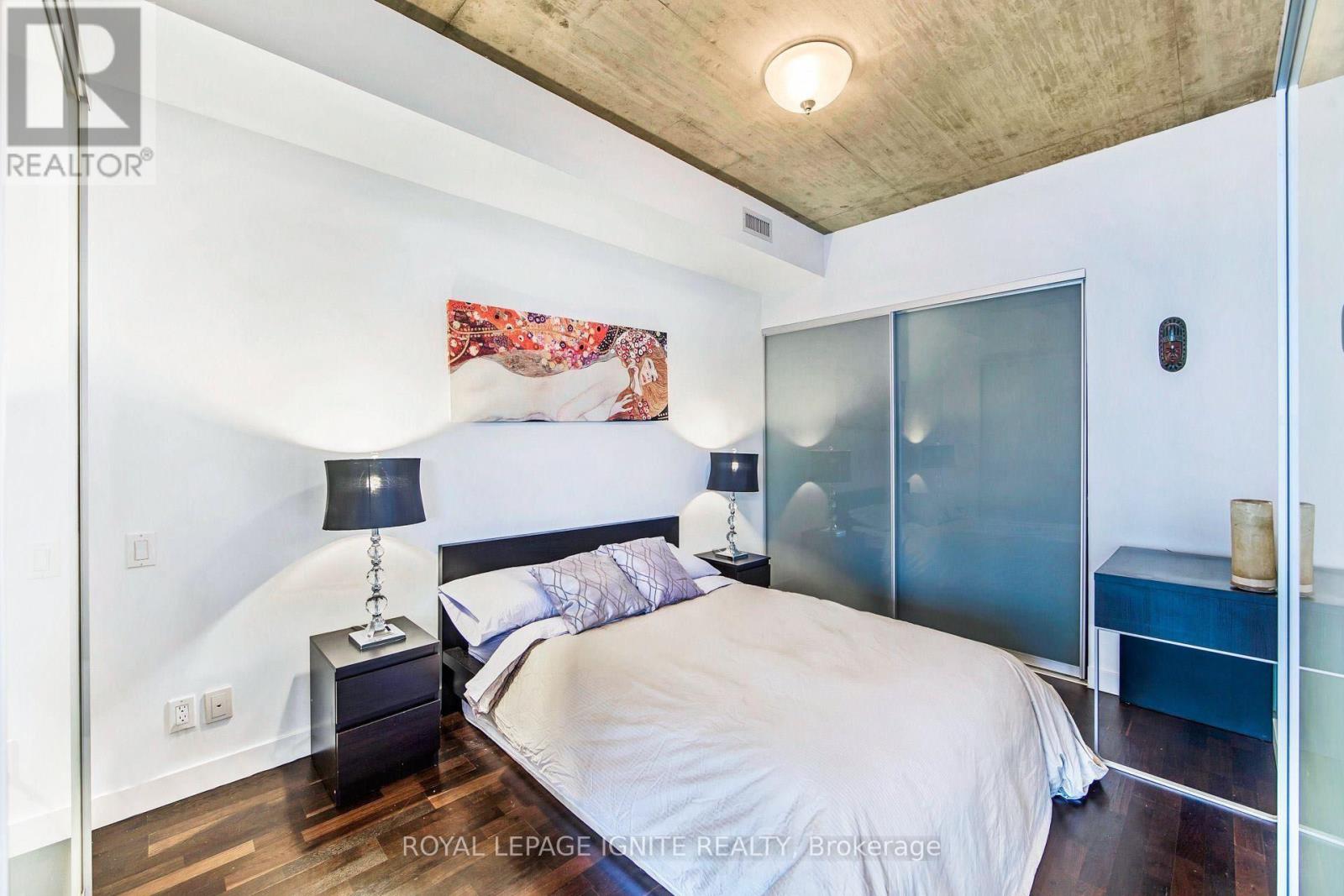 406 - 75 Portland Street Property Photo 7