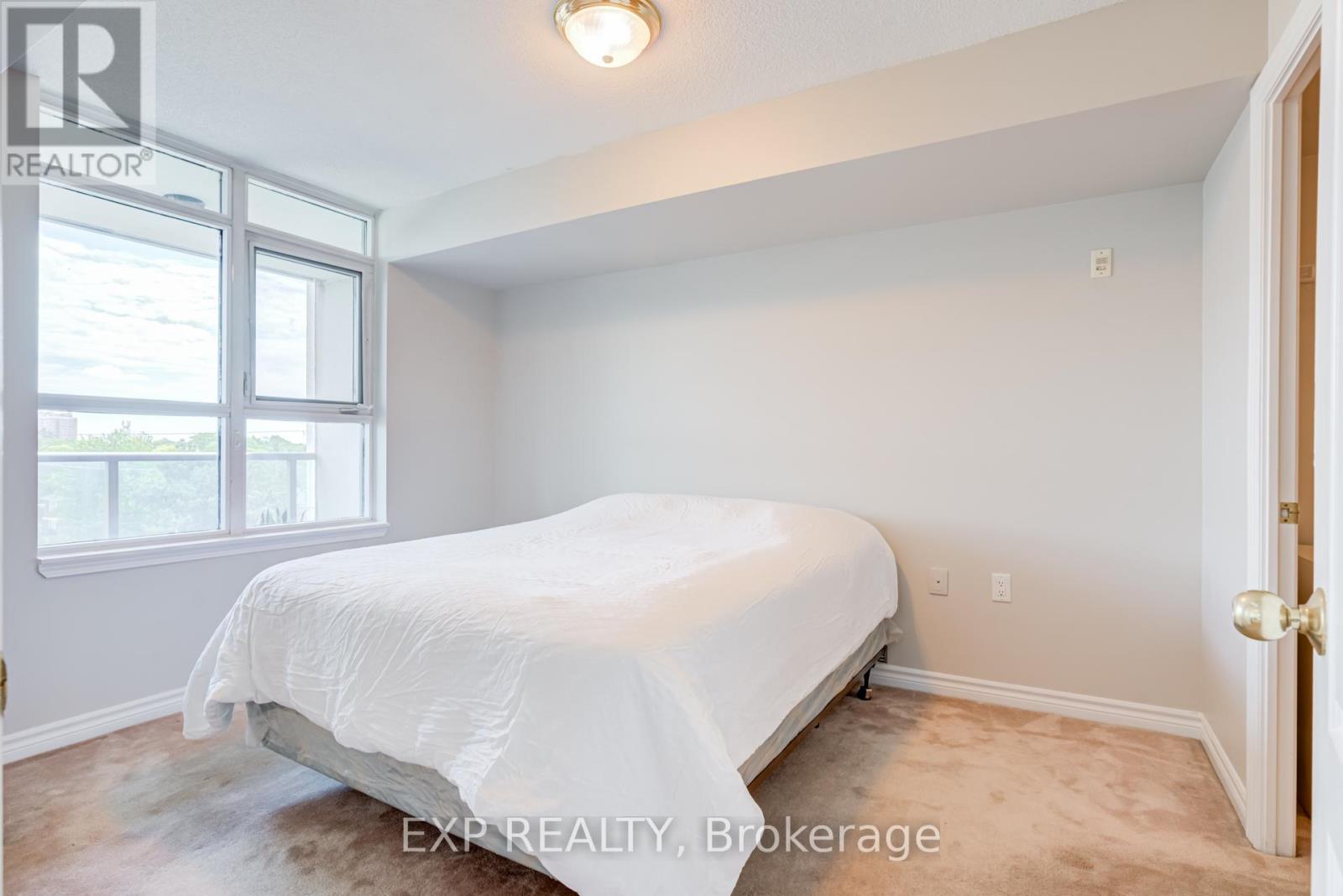 506 - 3840 Bathurst Street Property Photo 8