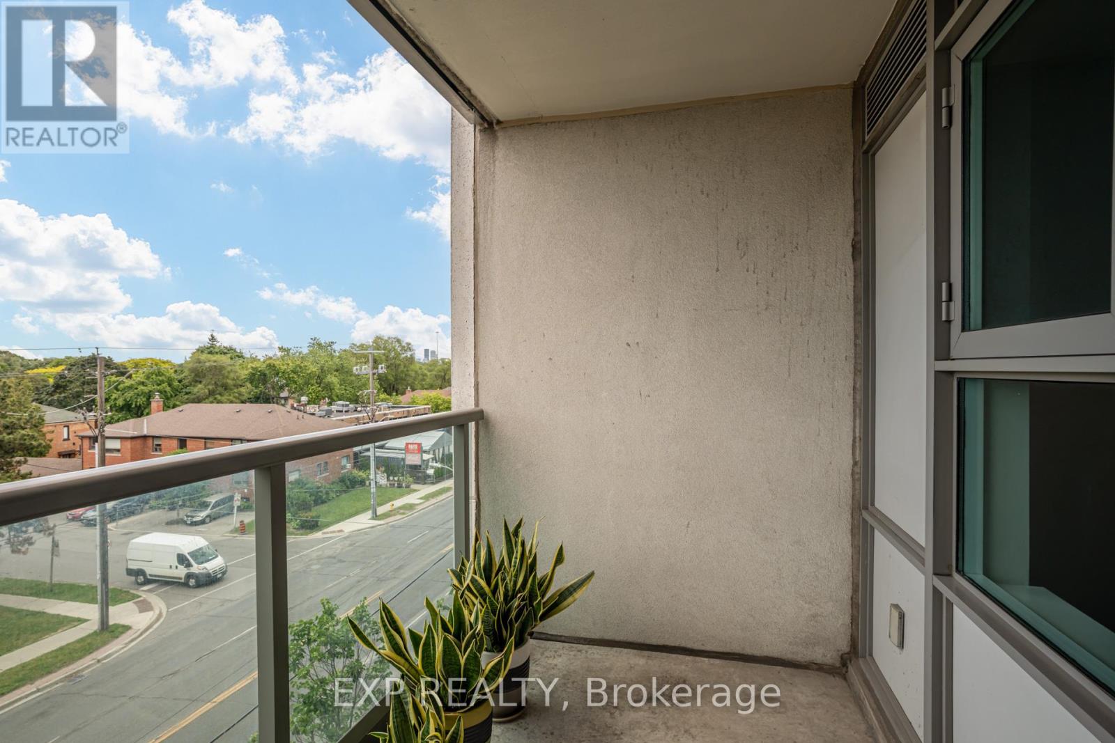 506 - 3840 Bathurst Street Property Photo 18