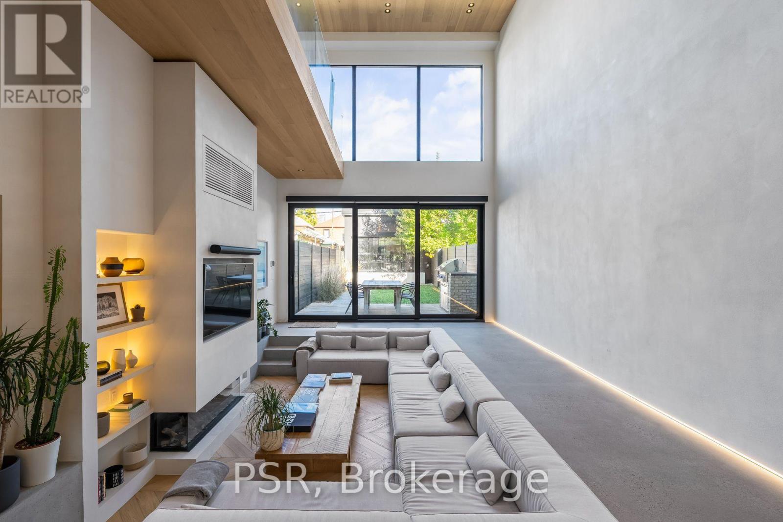 53 Palmerston Avenue Property Photo 10