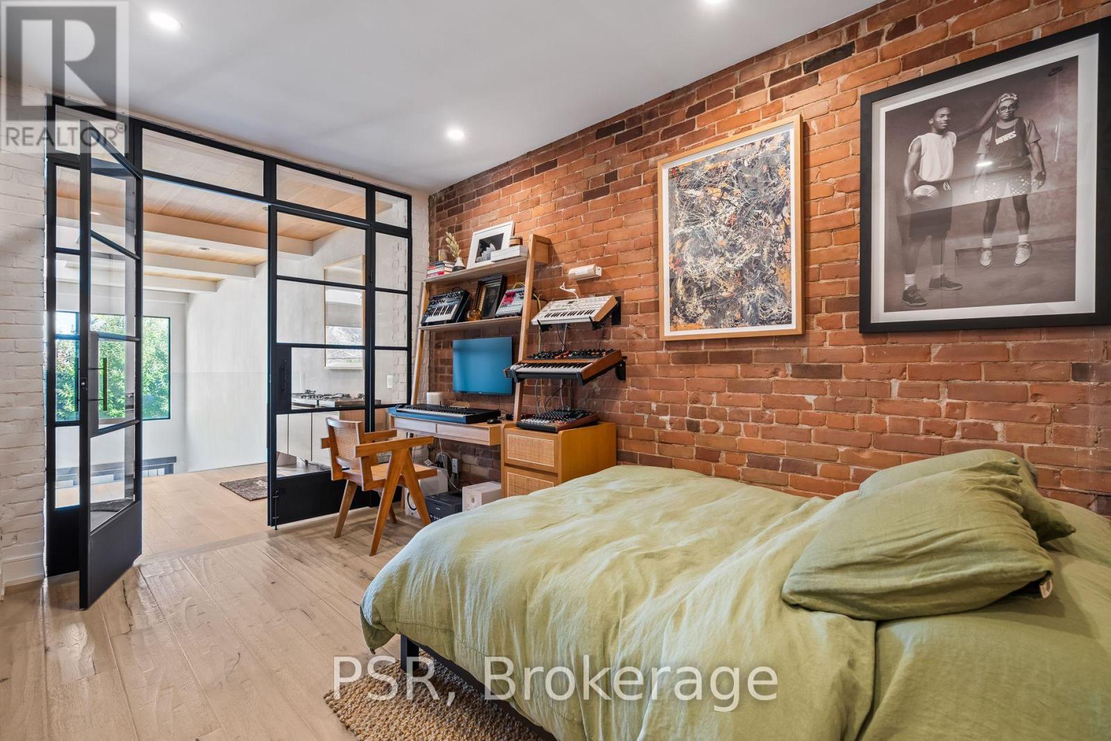 53 Palmerston Avenue Property Photo 22