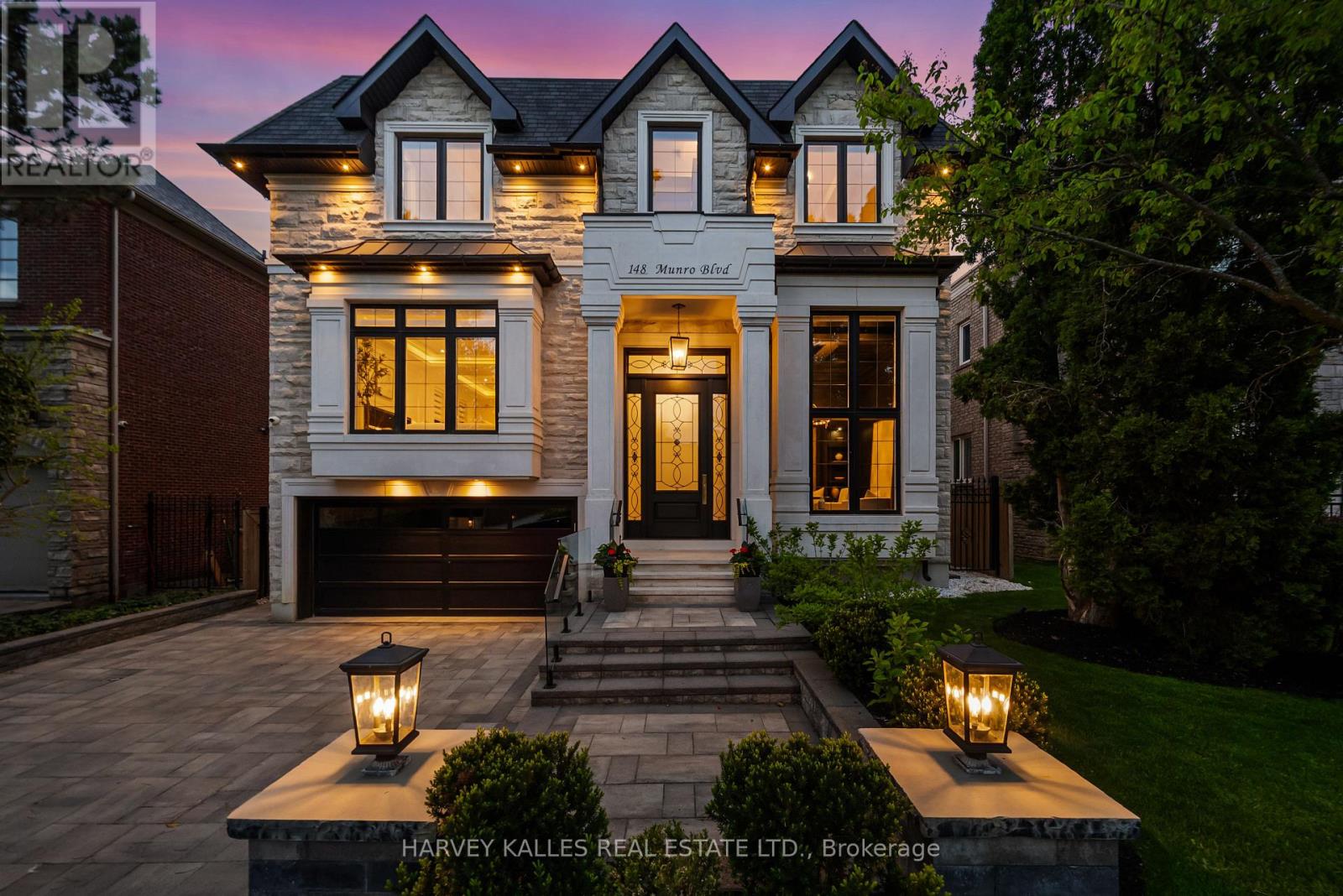 148 MUNRO BOULEVARD