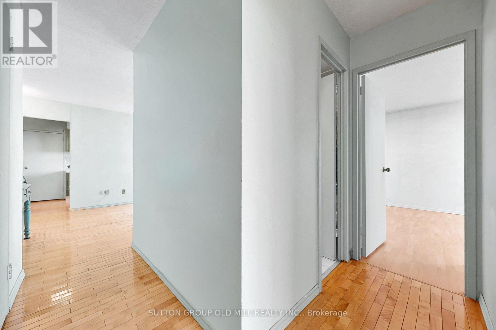 1901 - 5 Parkway Forest Drive Property Photo 15