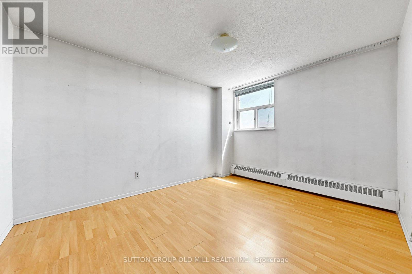 1901 - 5 Parkway Forest Drive Property Photo 16