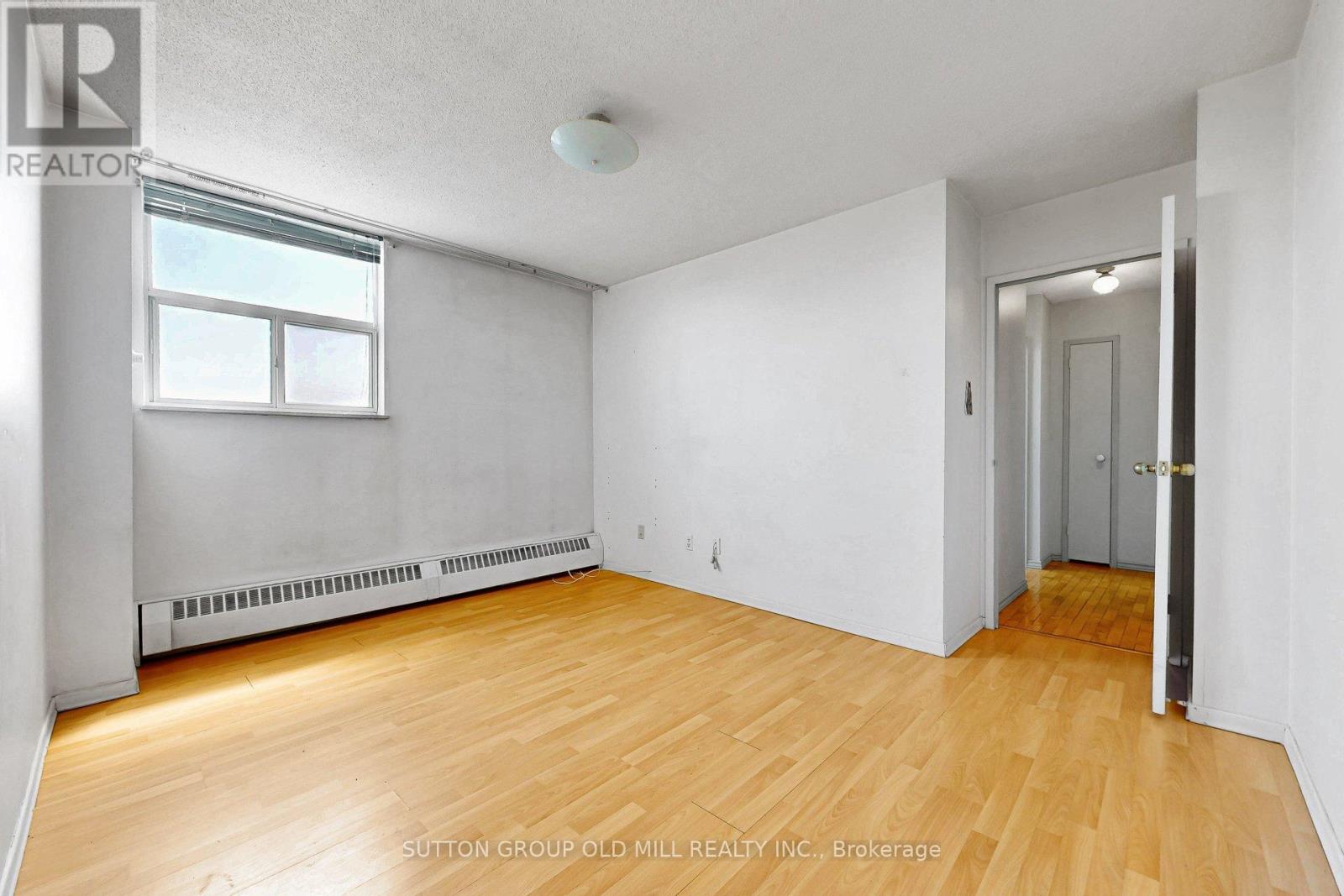 1901 - 5 Parkway Forest Drive Property Photo 17