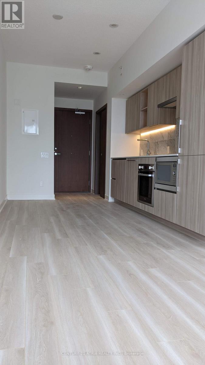 3306 - 19 Bathurst Street Property Photo 3