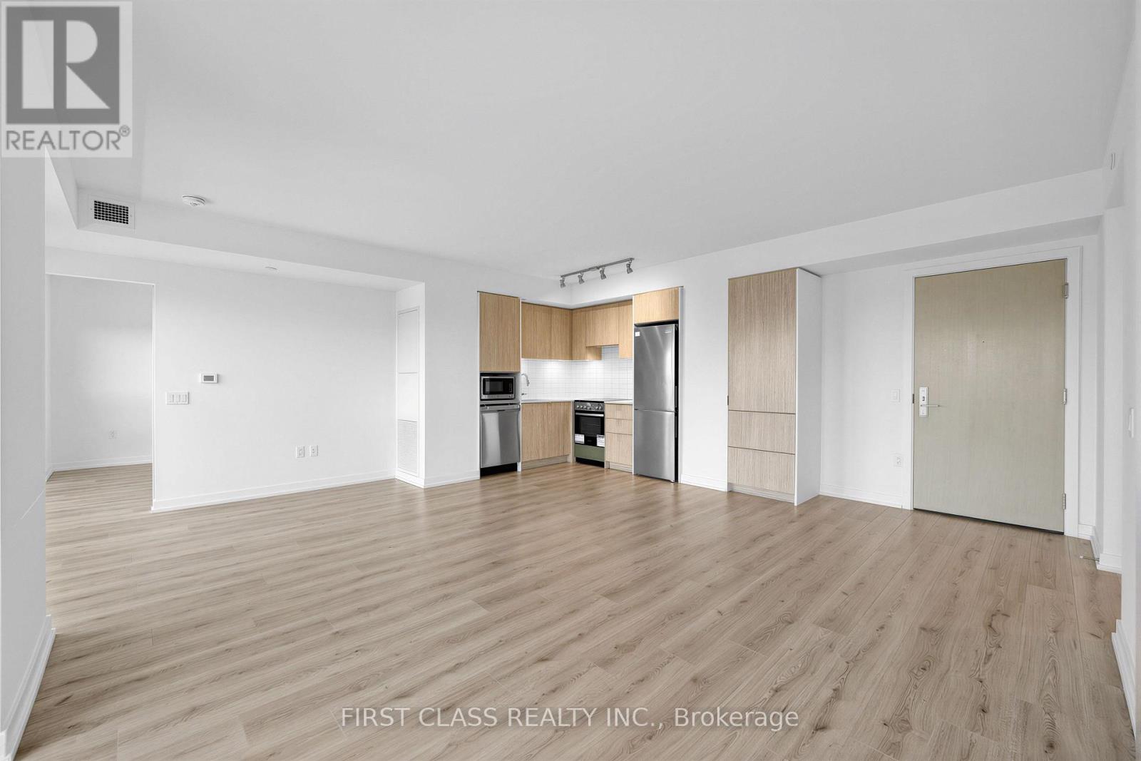 4203 - 395 Bloor Street E Property Photo 5