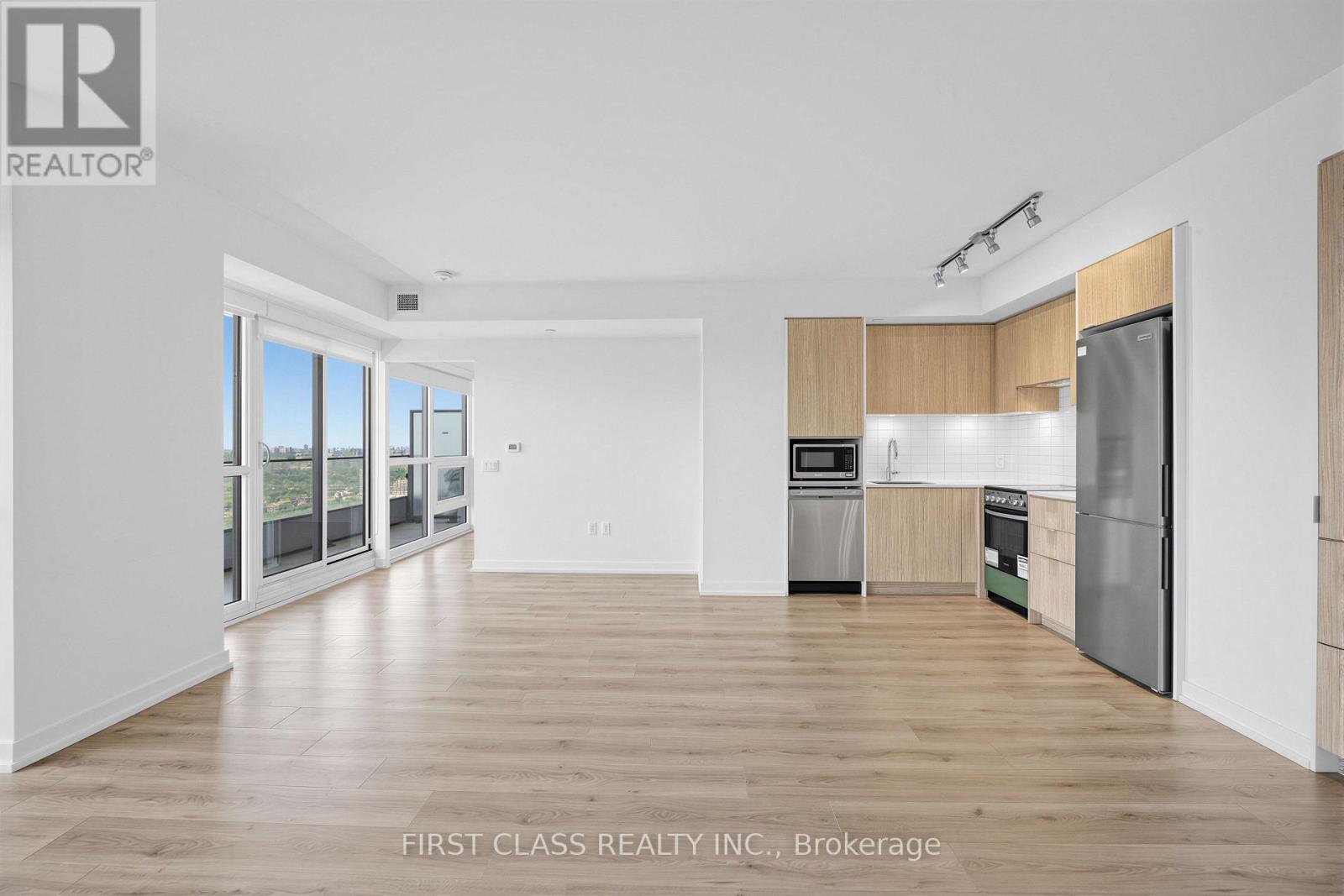 4203 - 395 Bloor Street E Property Photo 6