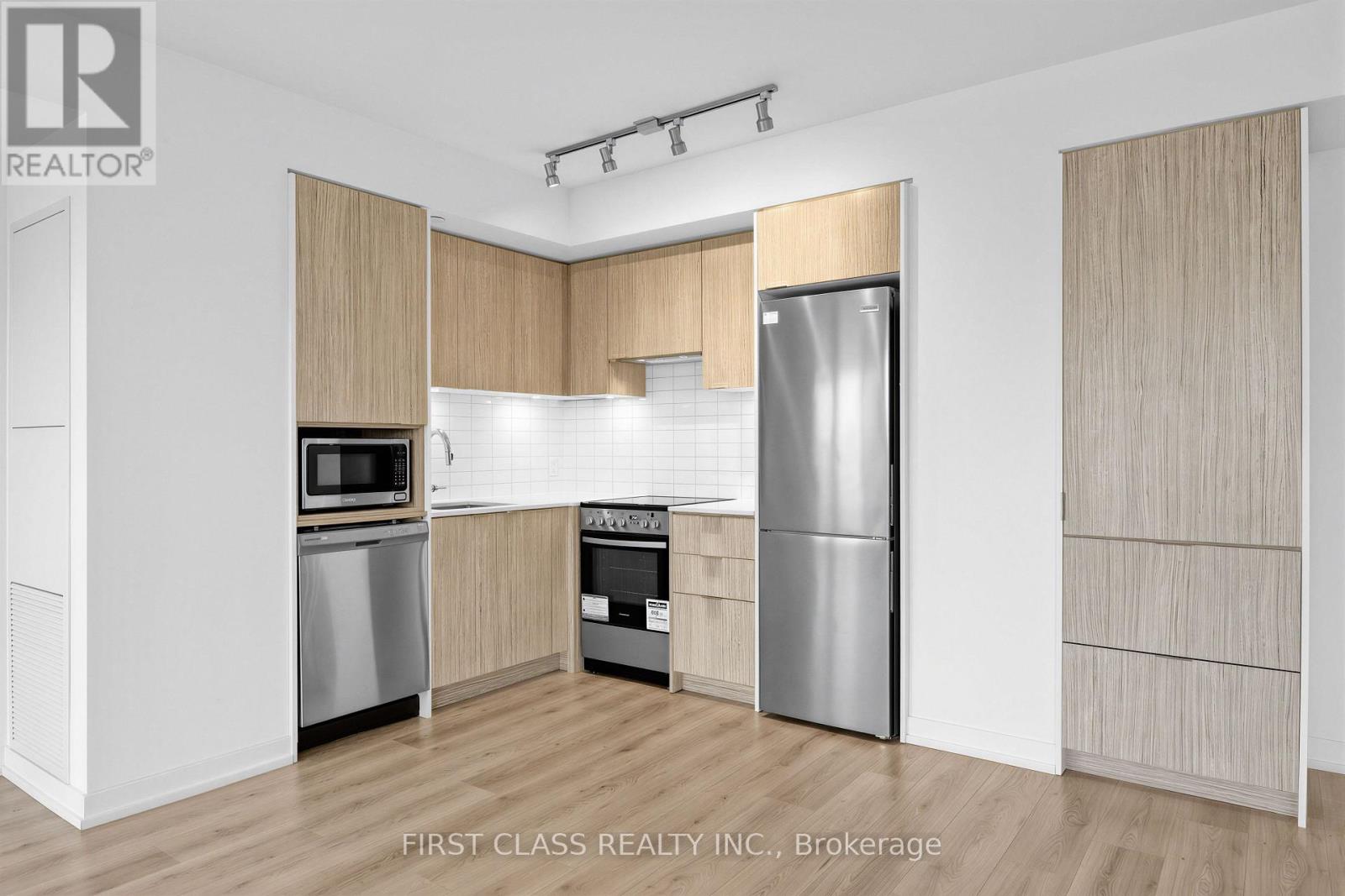 4203 - 395 Bloor Street E Property Photo 23