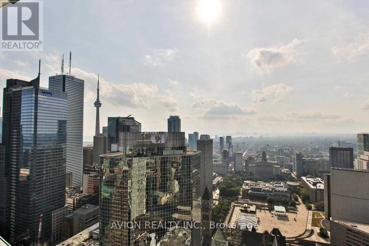 4509 - 197 YONGE STREET Property Photo 1
