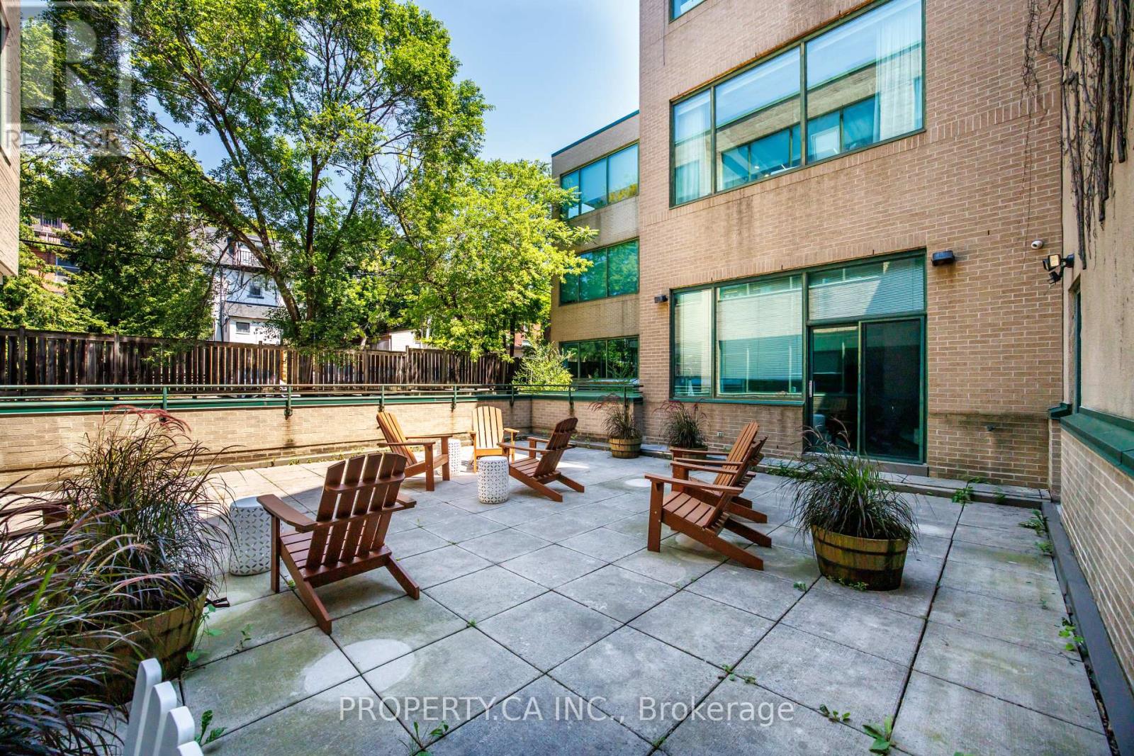 Unit 311 - 160 Pears Avenue Property Photo 9